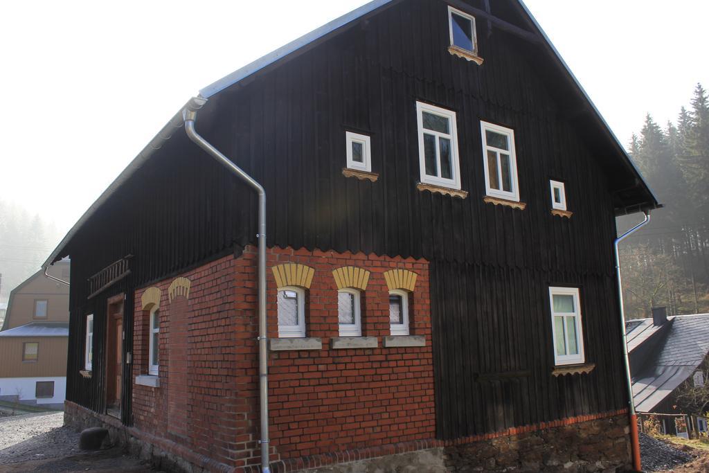 Апартаменти Ferienhaus Anno Dazumal, Wie Zu Oma'S Zeiten Клінґенталь Екстер'єр фото