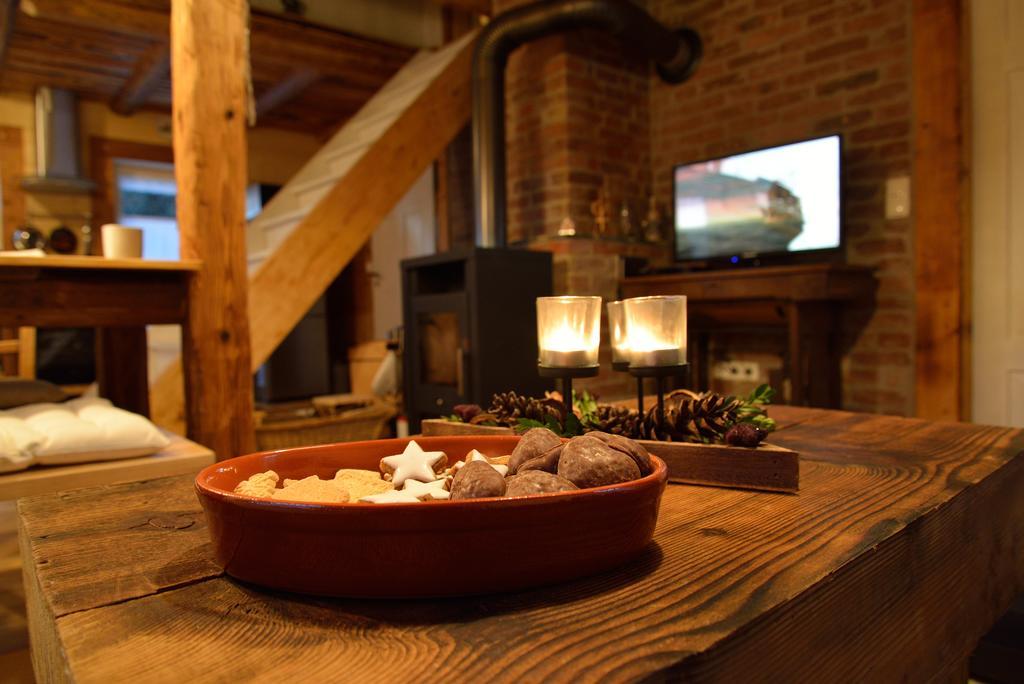 Апартаменти Ferienhaus Anno Dazumal, Wie Zu Oma'S Zeiten Клінґенталь Номер фото